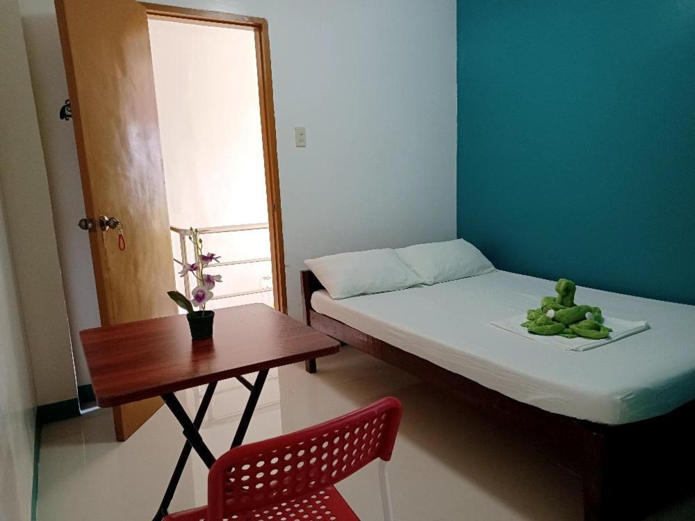 Pete'S Inn Роксас Екстер'єр фото