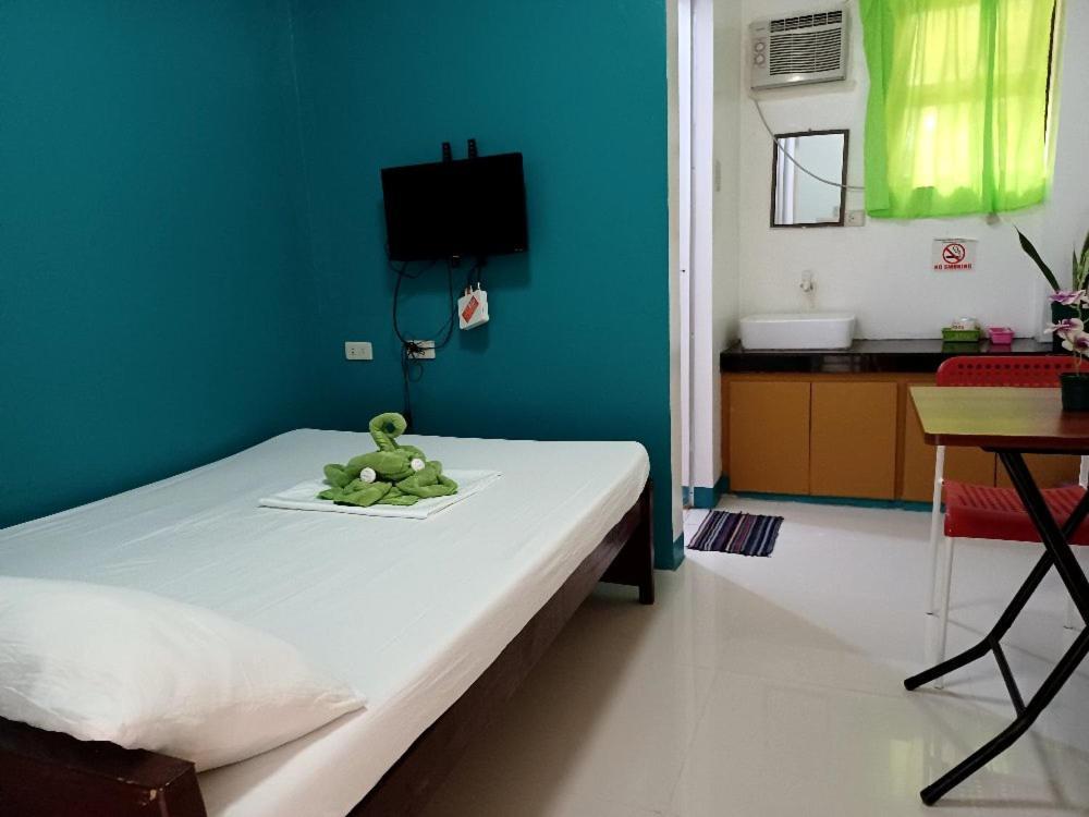 Pete'S Inn Роксас Екстер'єр фото